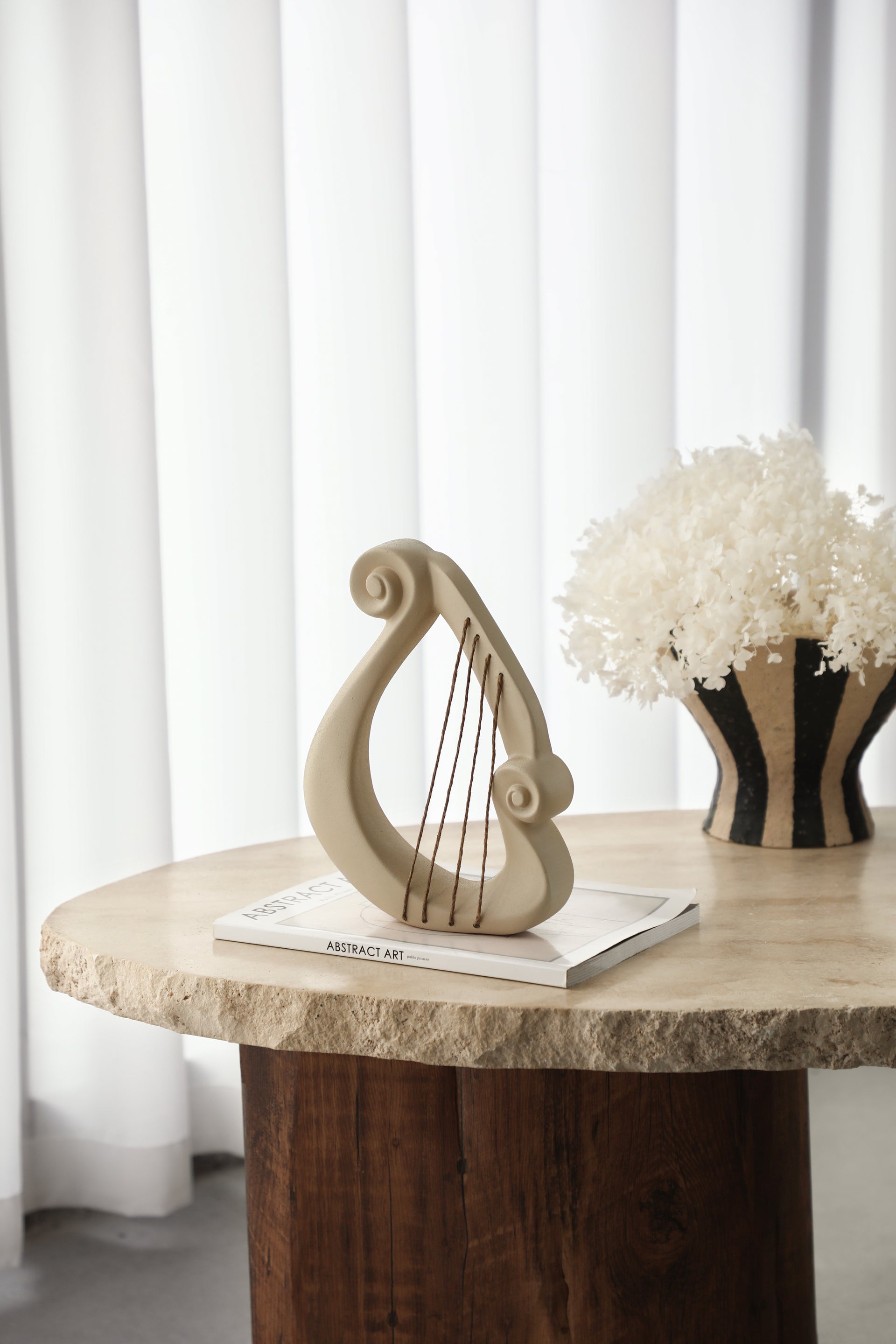 The Muse's Lyre Ornament Home Decor