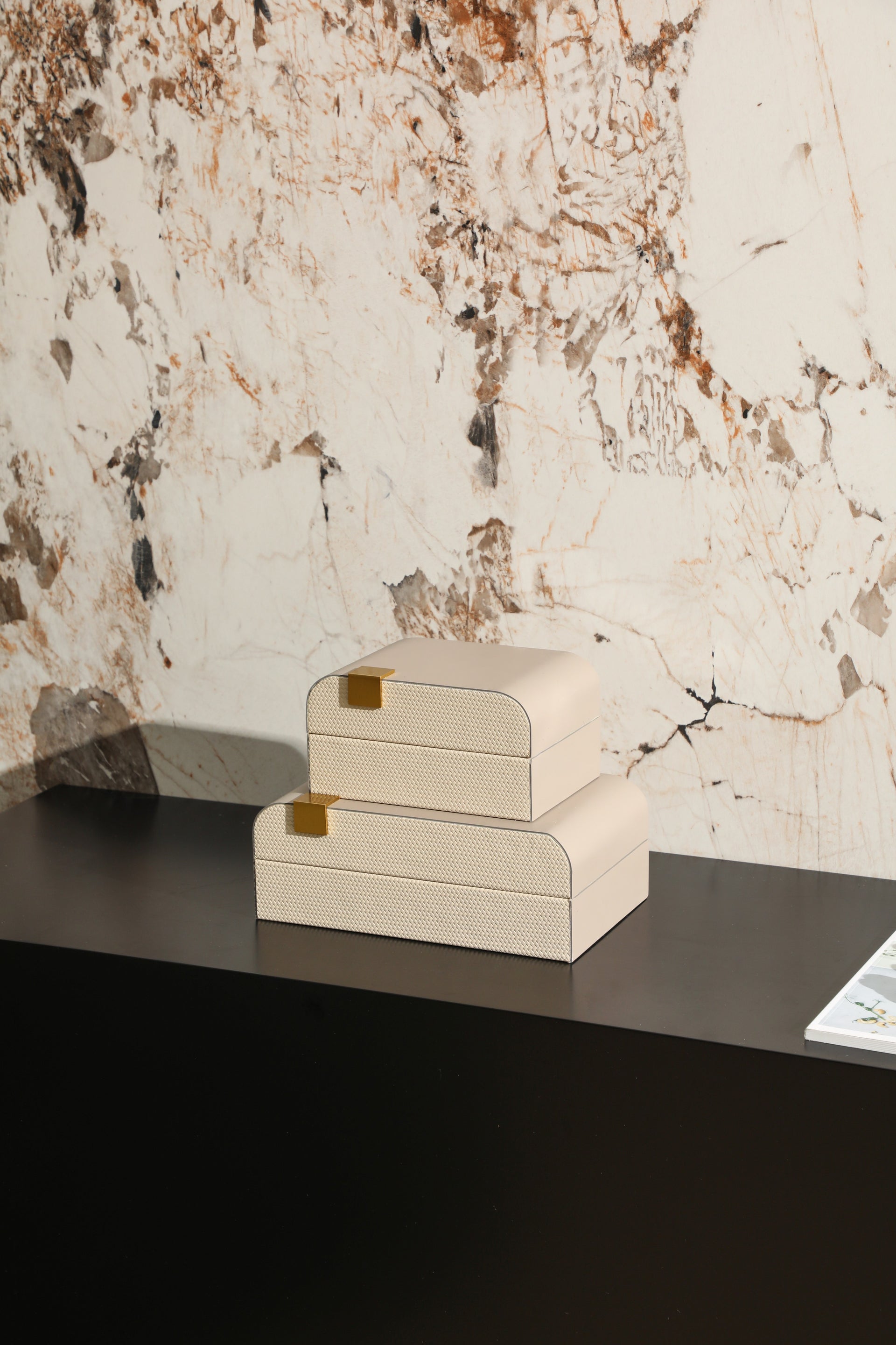 The Heirloom Keeper Box Home Decor